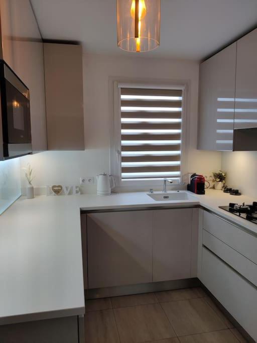App 5 Pers, Parking, 3Mn Rer A, 40 Mn Du Centre De Paris, Cergy Le Haut Apartment Ngoại thất bức ảnh
