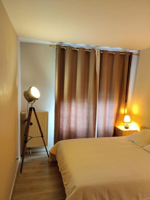 App 5 Pers, Parking, 3Mn Rer A, 40 Mn Du Centre De Paris, Cergy Le Haut Apartment Ngoại thất bức ảnh