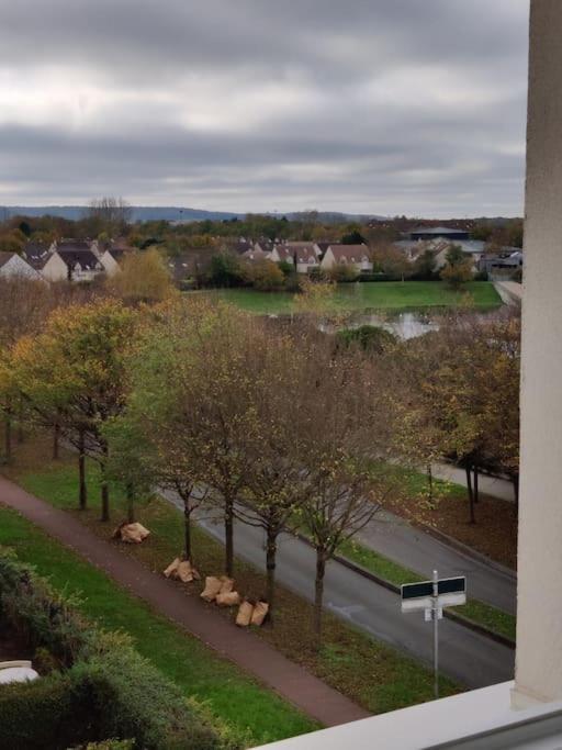 App 5 Pers, Parking, 3Mn Rer A, 40 Mn Du Centre De Paris, Cergy Le Haut Apartment Ngoại thất bức ảnh