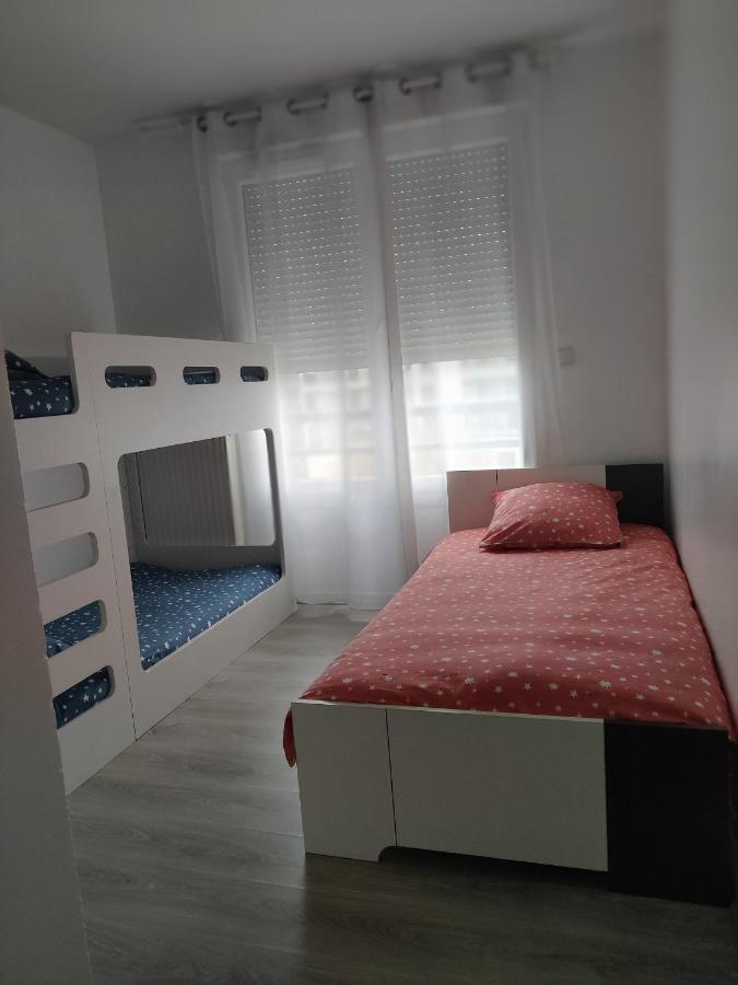 App 5 Pers, Parking, 3Mn Rer A, 40 Mn Du Centre De Paris, Cergy Le Haut Apartment Ngoại thất bức ảnh